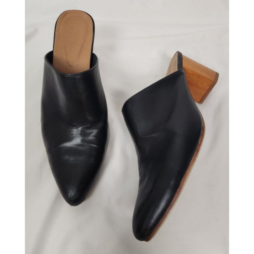 James Smith Women's Sz. 40 Le Point Black Leather Mule Slide